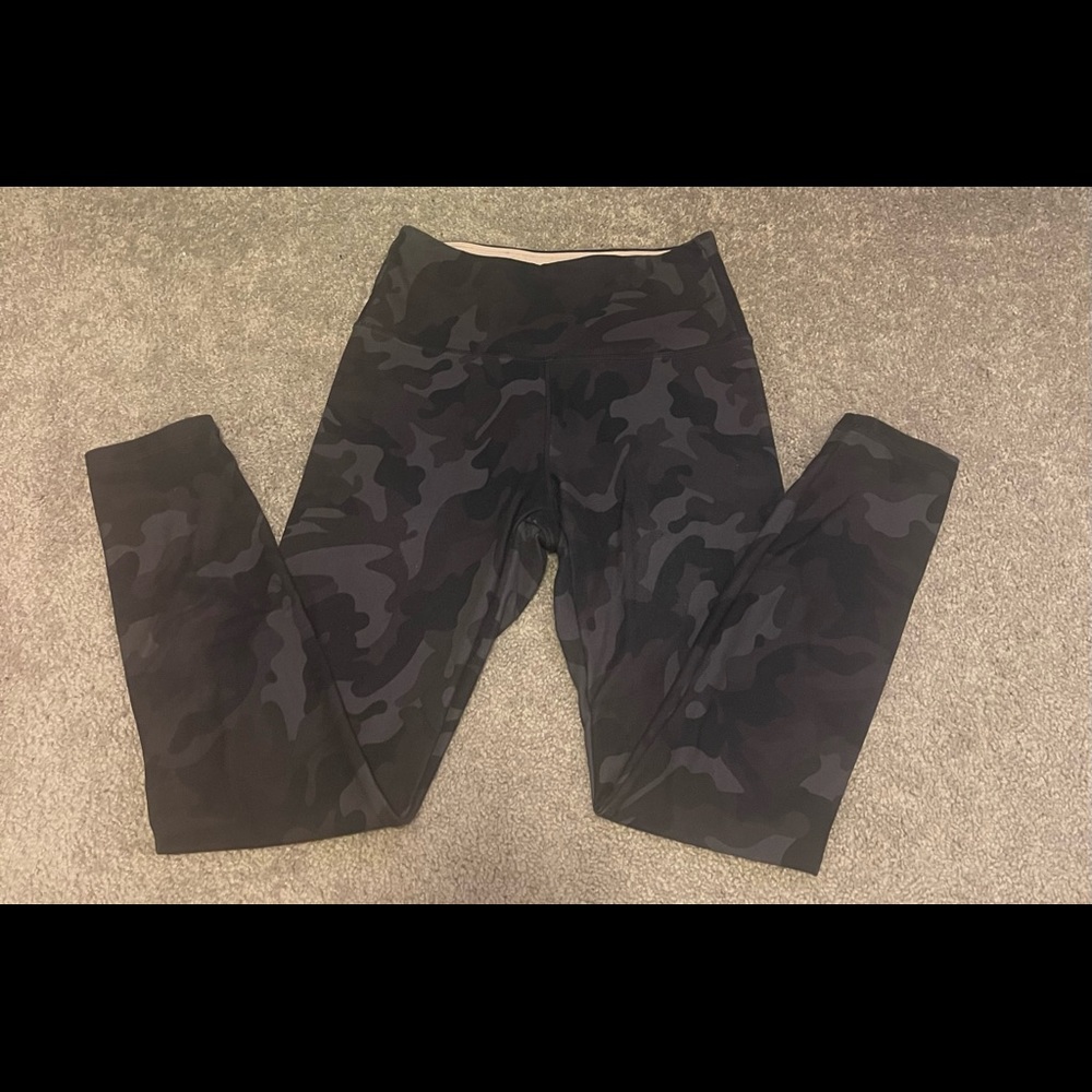 Camo leggings